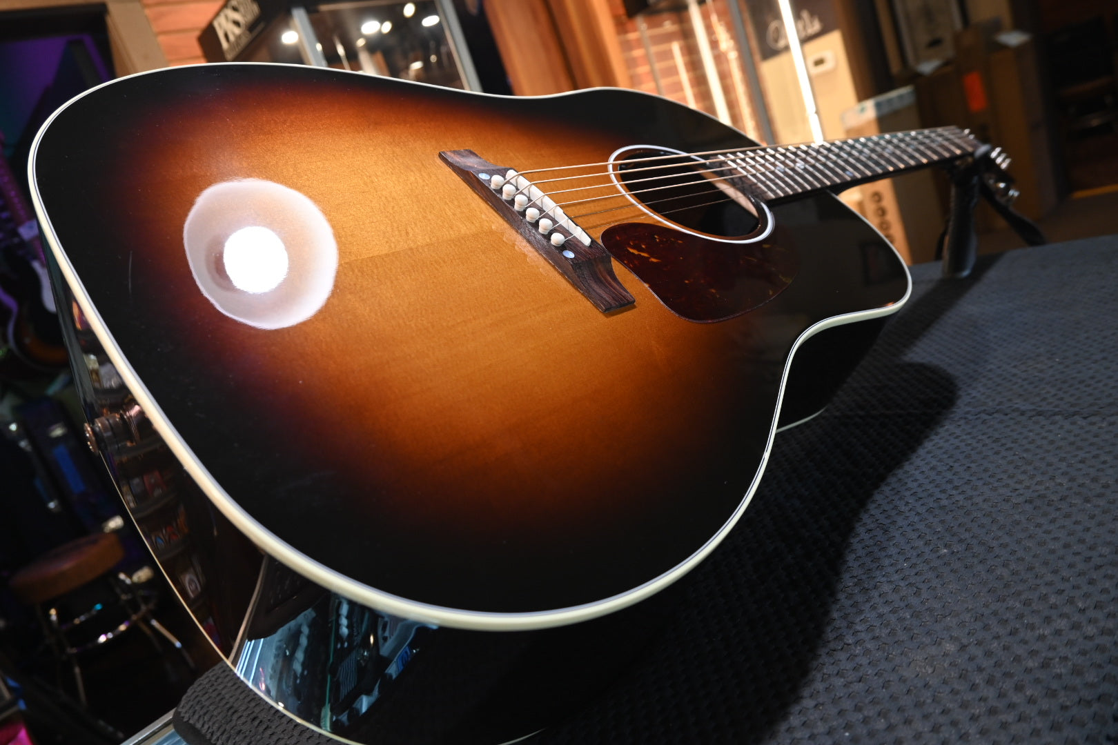 Gibson J-45 Standard 2024 Vintage Sunburst Guitar 3128 | Danville