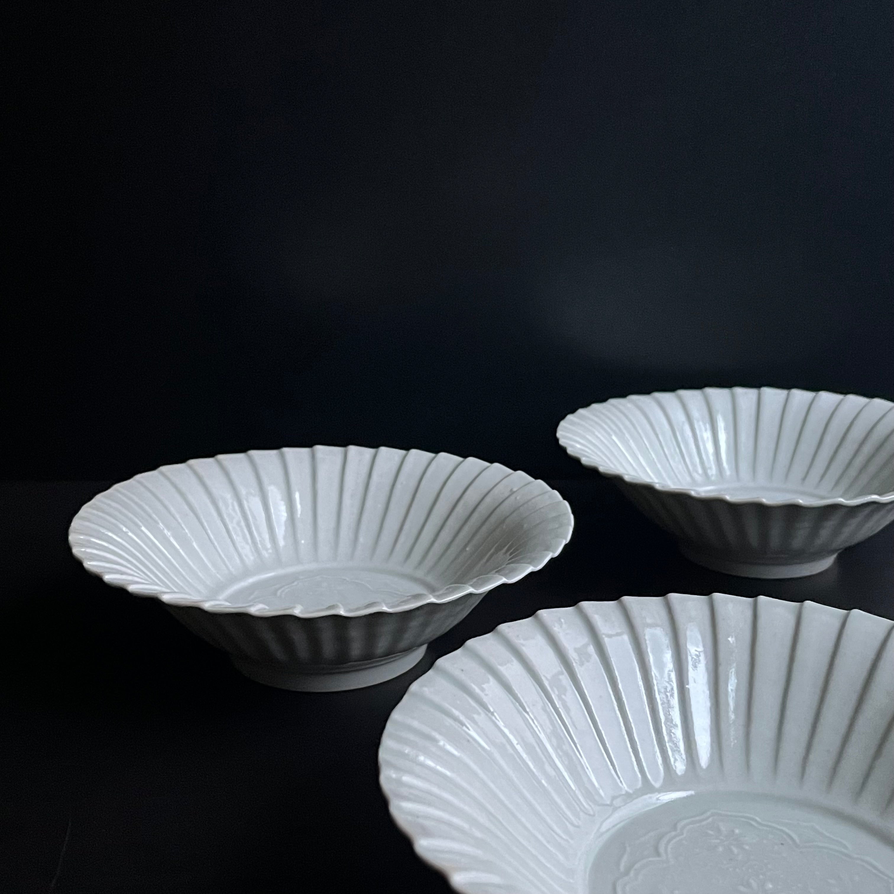 白磁陽刻輪花鉢 | 石田裕哉 | 通販 – dandeliOn