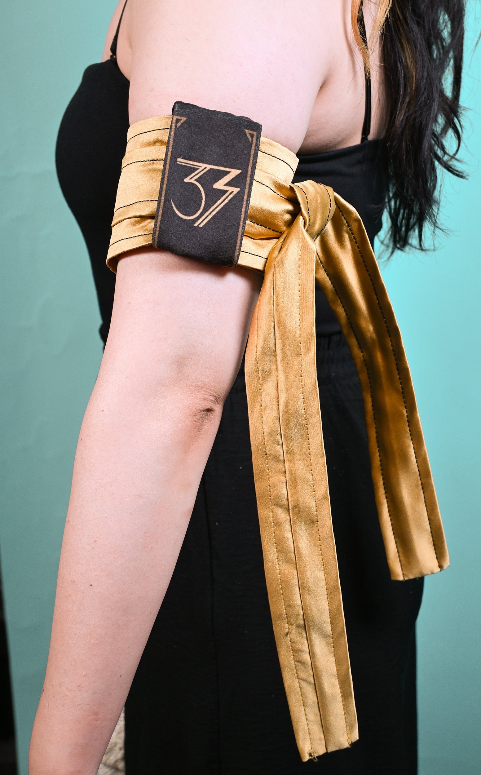 Expedition 33 Armbands DangerousLadies