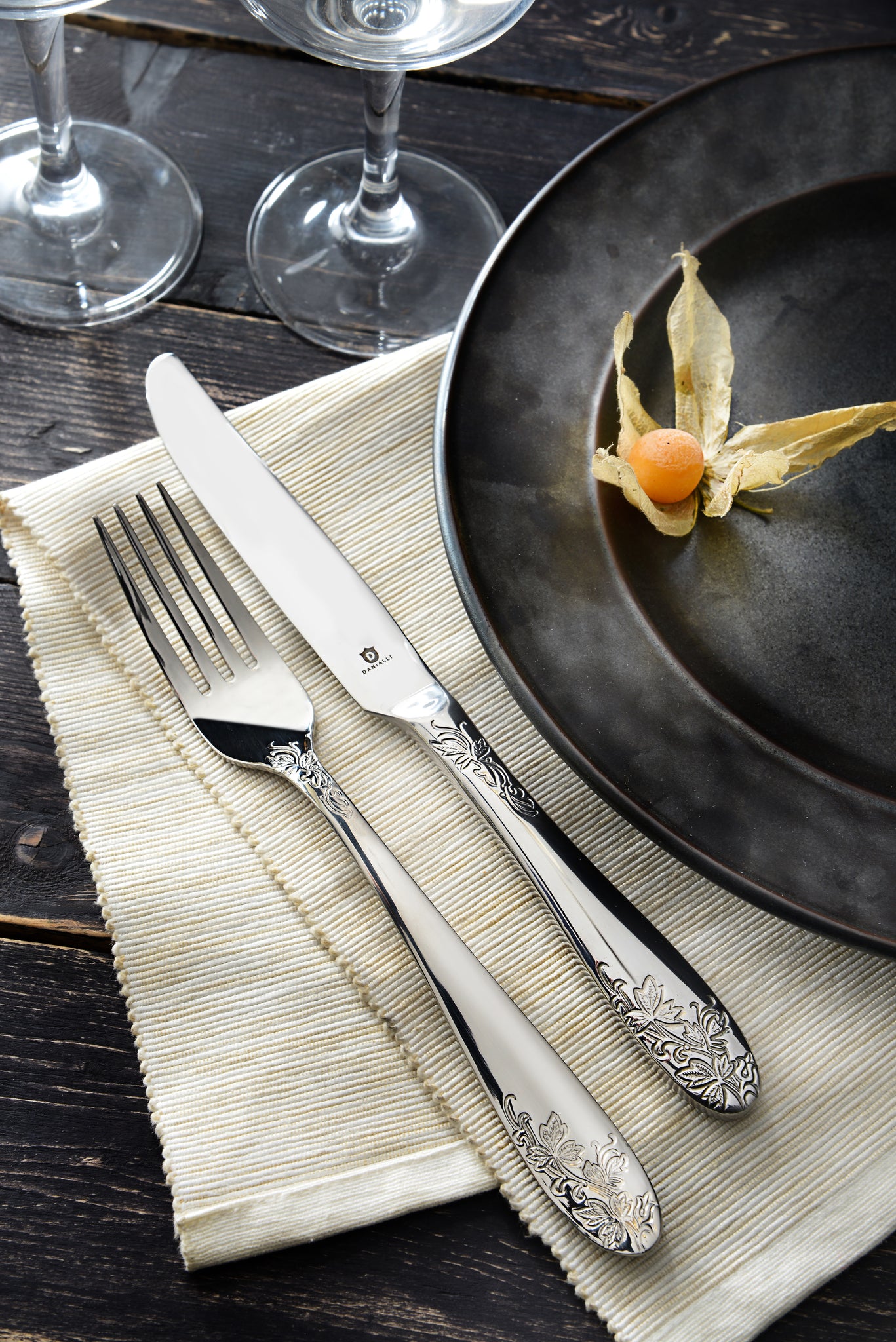 The Imperial 40-Piece Silverware Set – DANIALLI