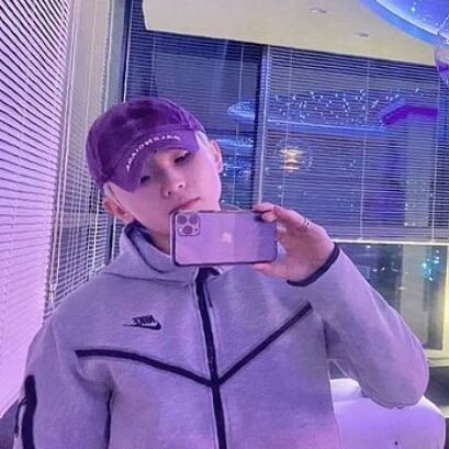 SEVENTEEN ウジ インスタグラム更新‥作業室で鏡セルカ - DANMEE ダンミ