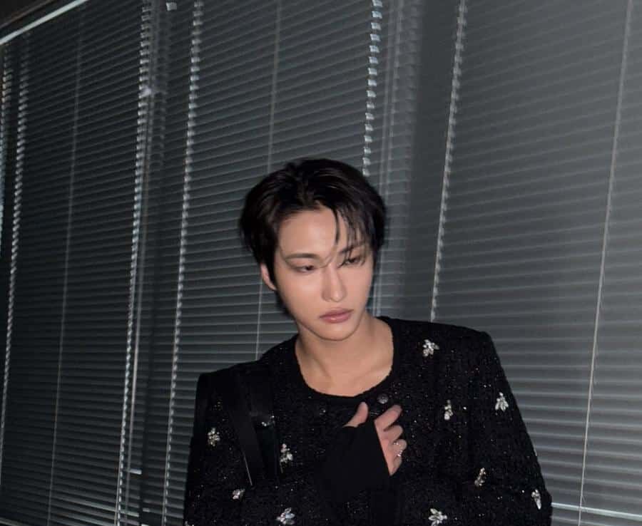 ATEEZ ソンファ、洗練された佇まいで幻想的ムードを演出 - DANMEE ダンミ