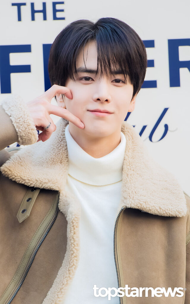 THE BOYZ ヨンフン、ブランド「TOMMY HILFIGER」のイベントに出席