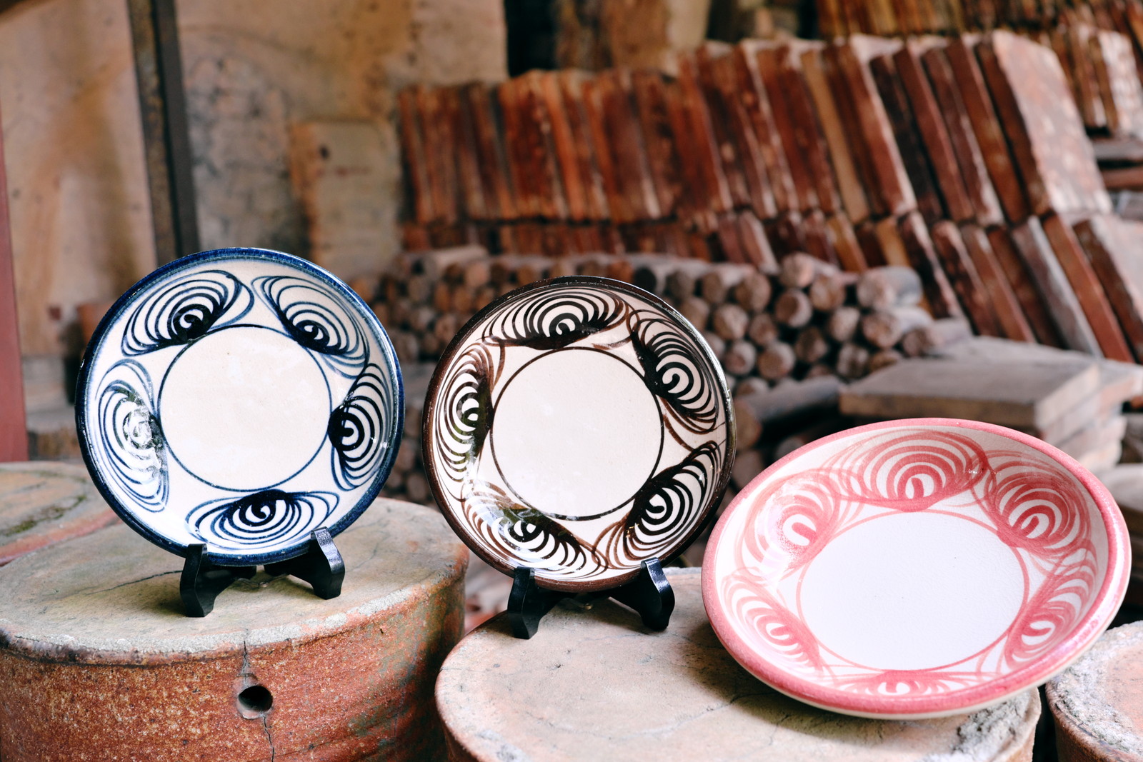 瀬戸・民藝】筆をはしらせる馬の目皿（20cm）絵付体験！民藝・柳宗悦が