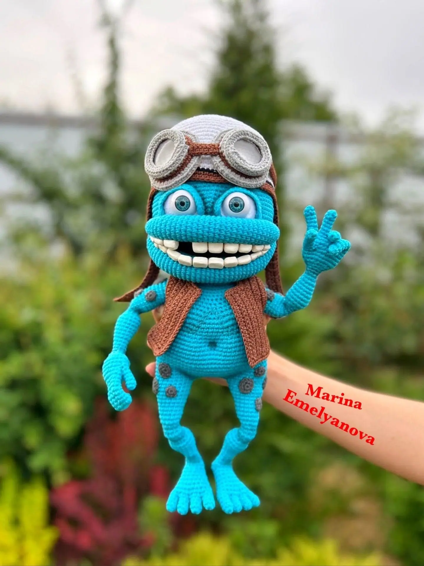 Crochet pattern Crazy Frog. - DailyDoll Shop