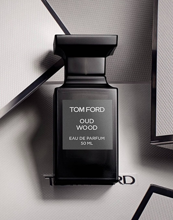 トム・フォード】化粧品癒しの香り ウード・ウッド | コスメ