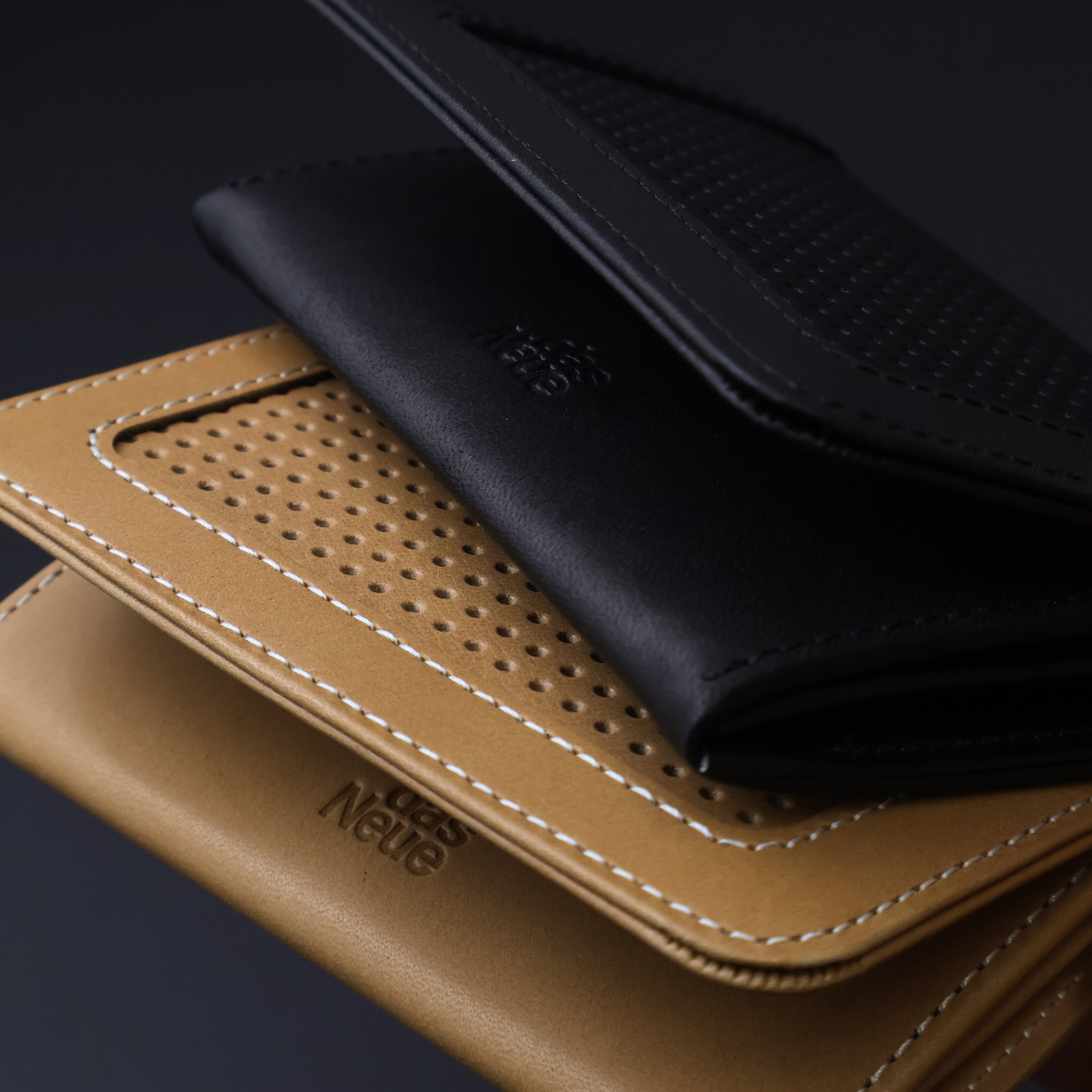 Crane Wax Leather × Punching / ササマチ名刺入れ – Neueオンライン