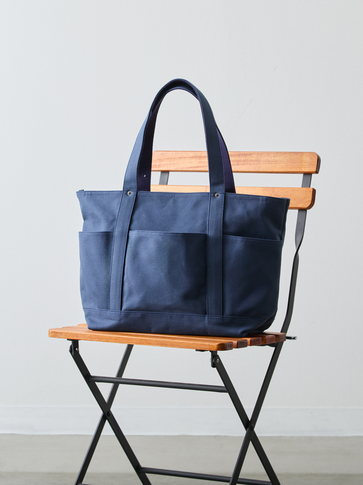 6ポケット2way帆布トート/ネイビー | Factelier (ファクトリエ)