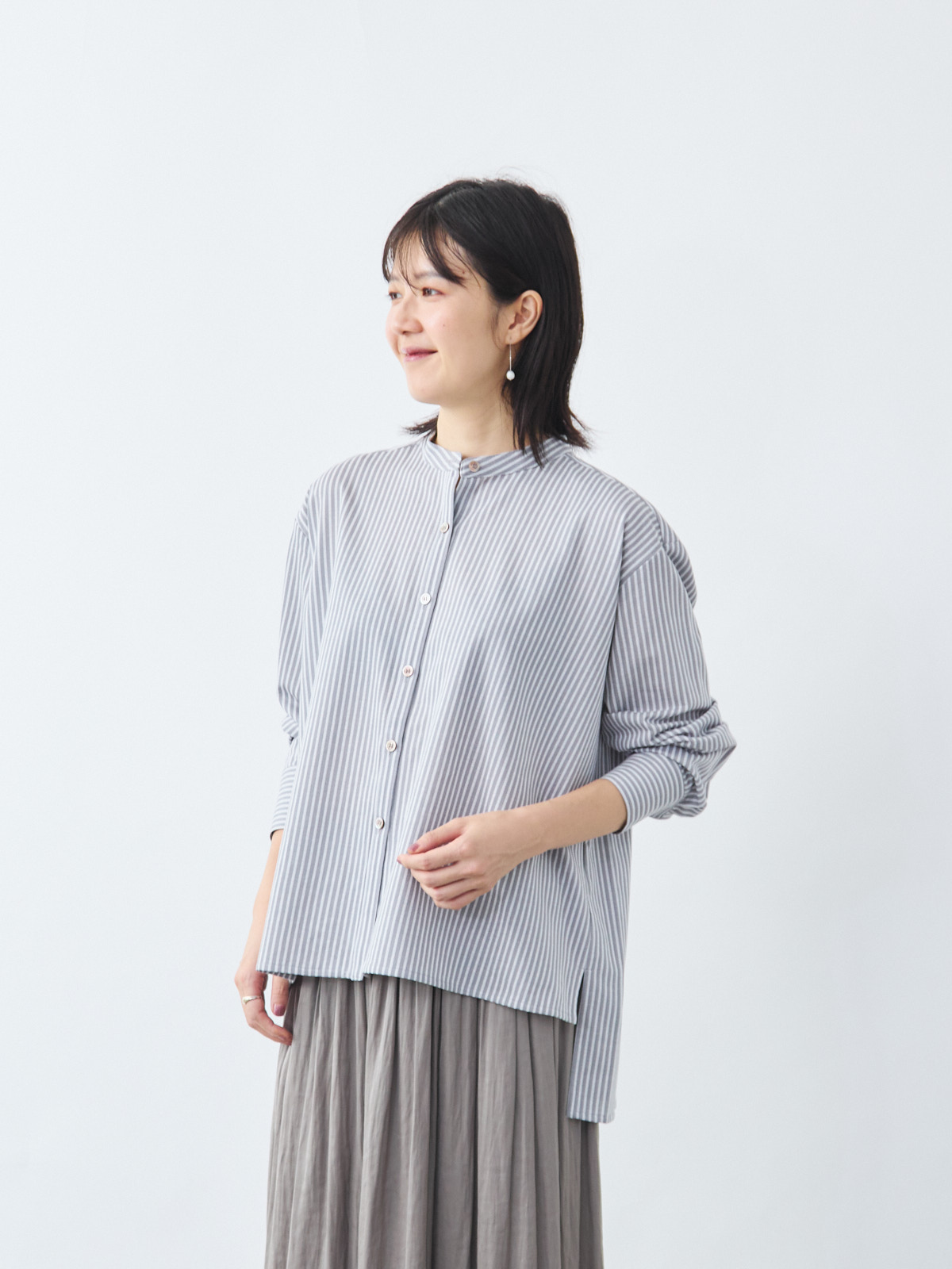 ストライプバンドカラーブラウス/バランサーキュラー/グレー