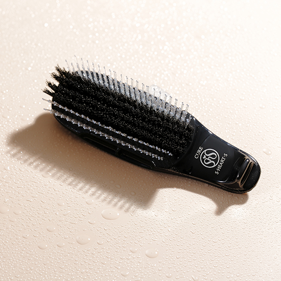 S.HEART.S]スカルプブラシ キュア ブラック | KOBUNSHA SELECT SHOP
