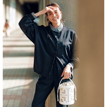 anuans]ダブルサテンショールカラーブラウス | KOBUNSHA SELECT SHOP