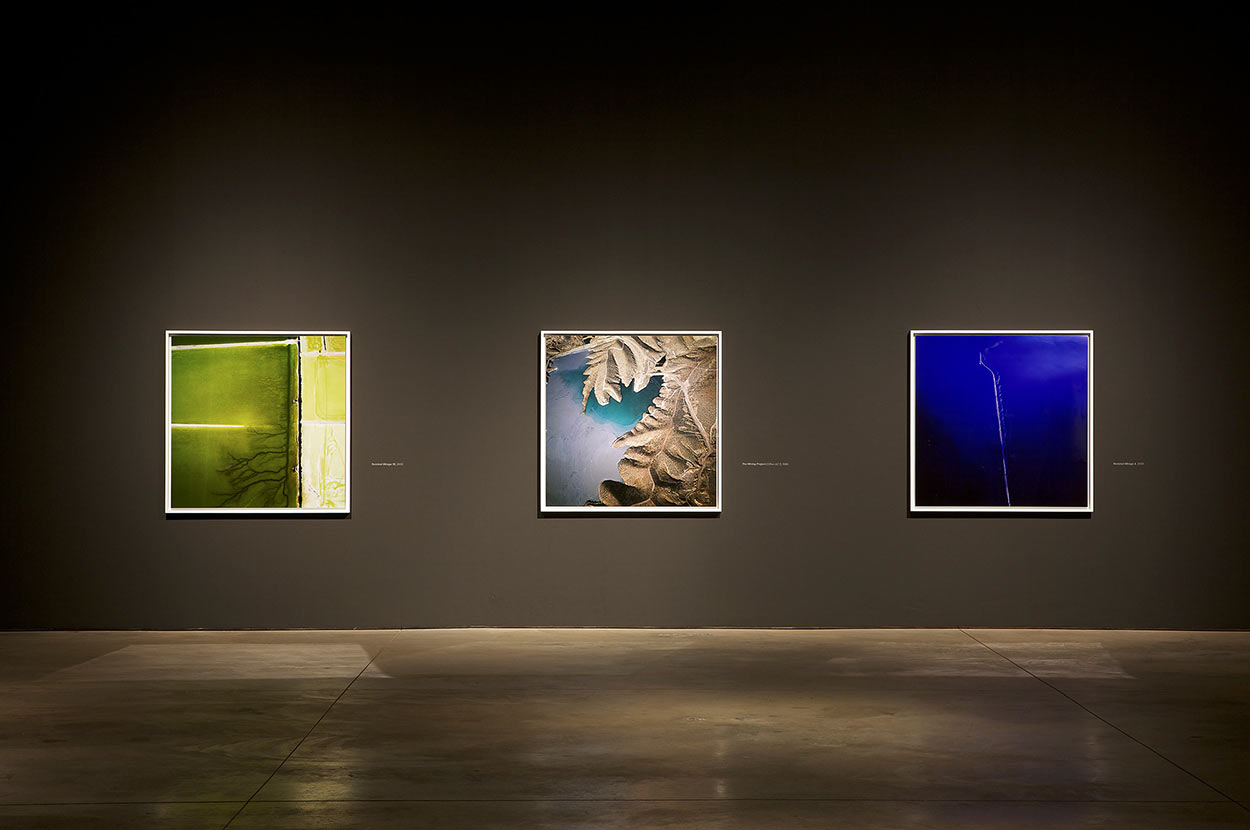 David Maisel / Black Maps – American Landscape and the Apocalyptic