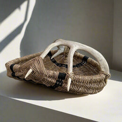 DAXSAVAGE.COM - Custom Deer Antler Basket A34 - natural/blkstrp/medium