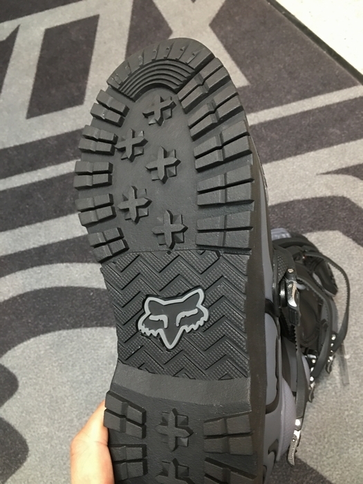 ダートバイクプラスブログ|COMP-5ブーツがお求めやすくなりました。