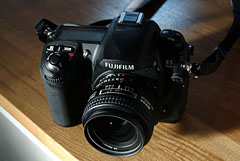富士フイルム FinePix S5 Pro【第1回】Photokinaからずっと待ってい