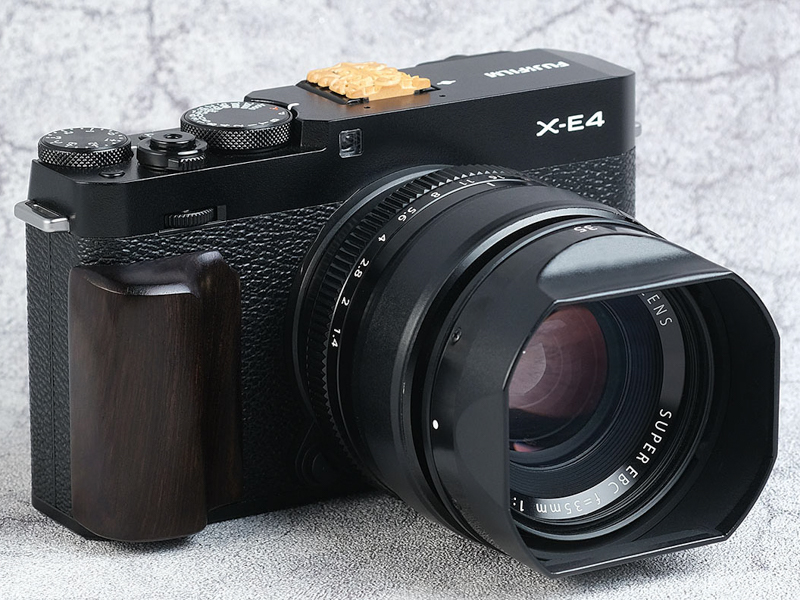 焦点工房、黒檀製の富士フイルム「X-E4」用拡張グリップ。税込7,150円