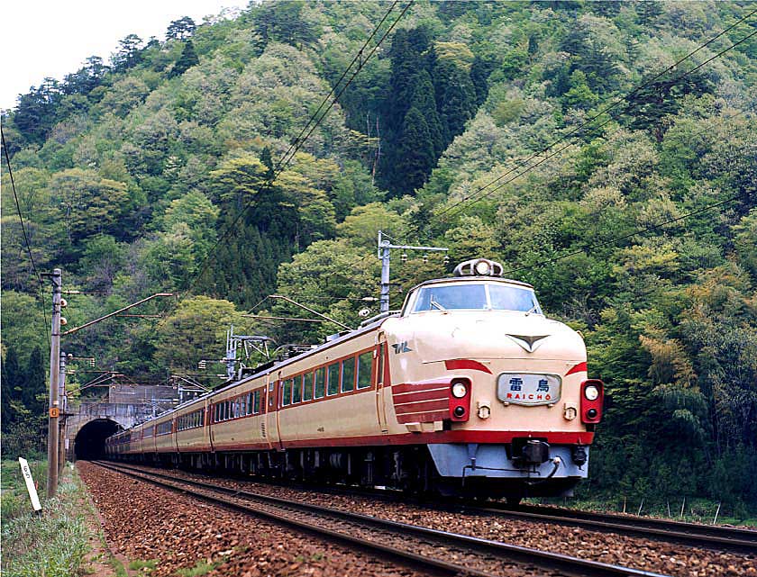 蒸気機関車から北陸新幹線まで…南正時氏が60年で捉えた『ふくいの鉄道