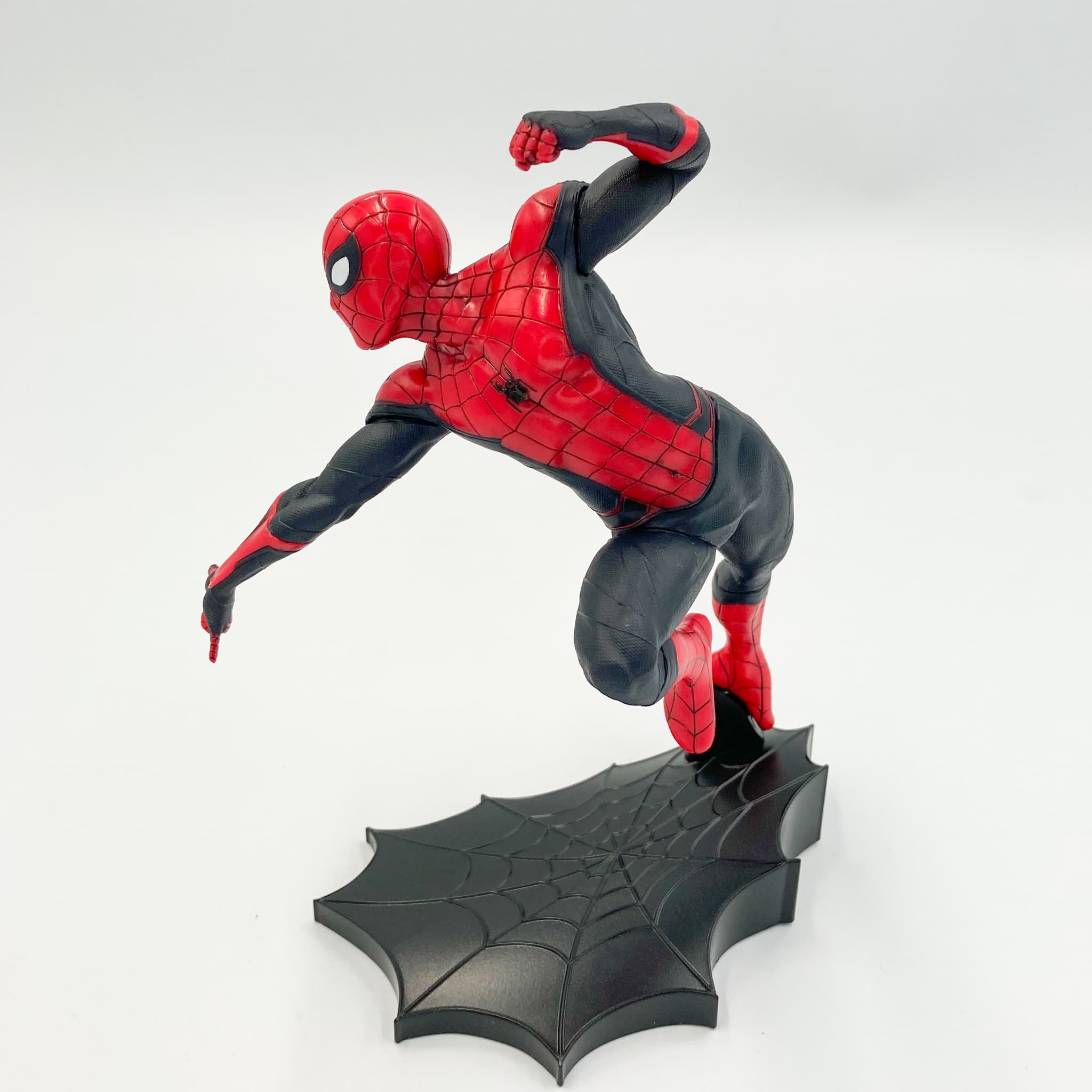 スパイダーマン：ノー・ウェイ・ホーム フィギュアmms604 ホットトイズ