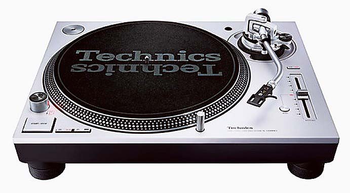 ターンテーブルのシルバーモデル追加パナソニック「テクニクス