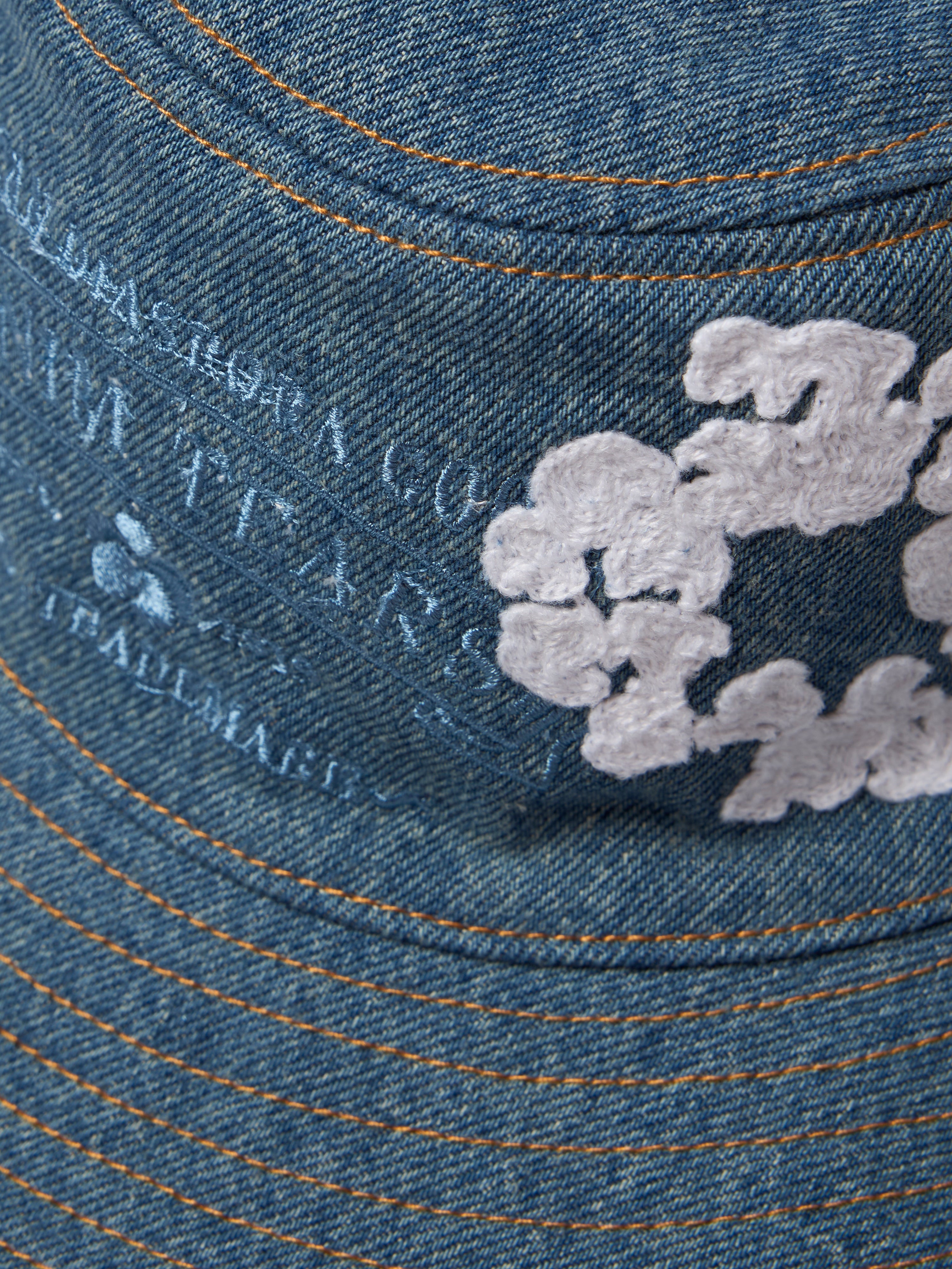 Denim Cotton Wreath Bucket Hat Light Wash – DENIM TEARS