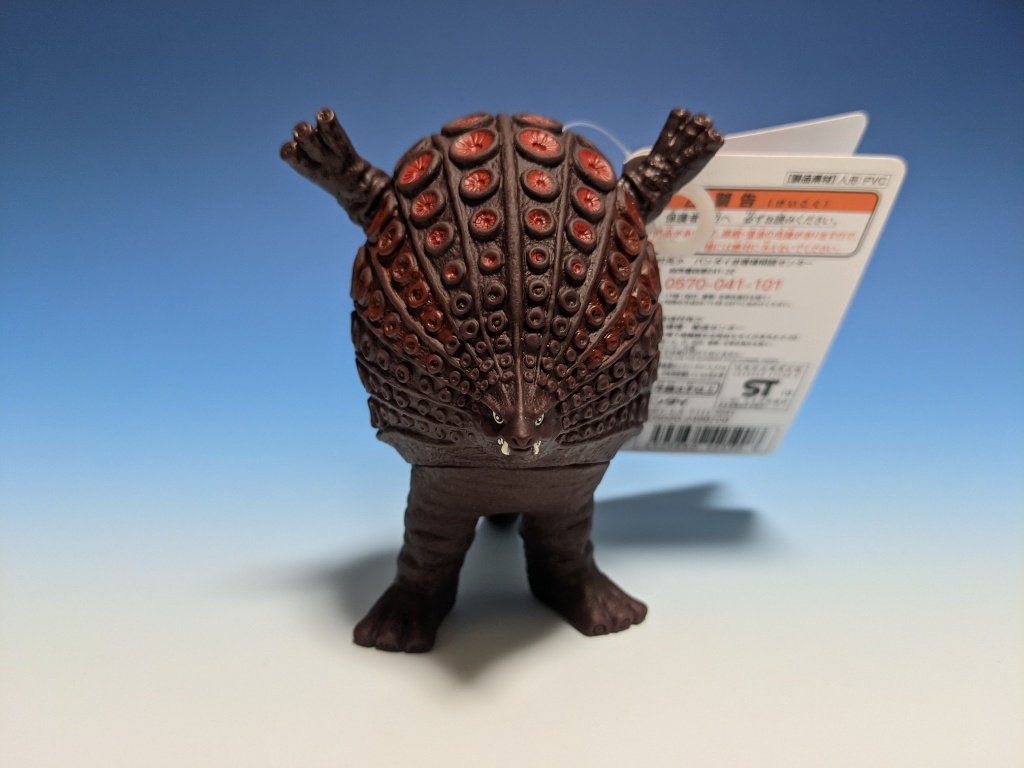 ハイパーウルトラマン3の帰ってきたウルトラマンとソフビのタッコング