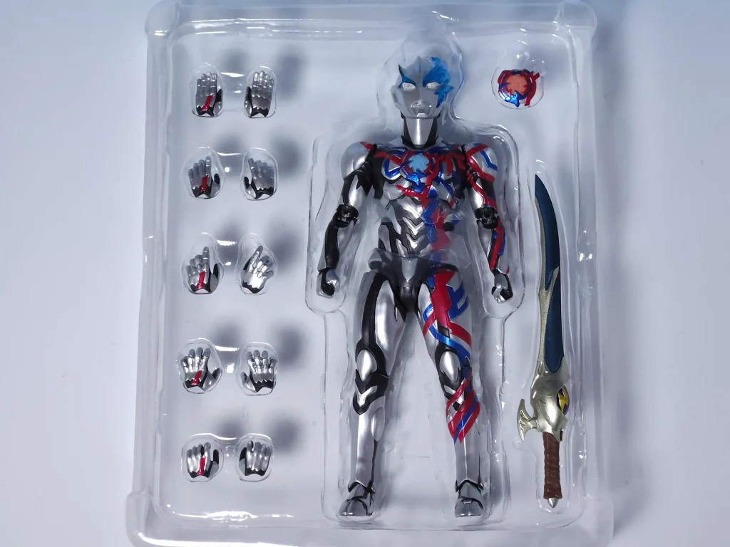 S.H.Figuarts ウルトラマンブレーザーを入手したのでレビュー｜脅威の