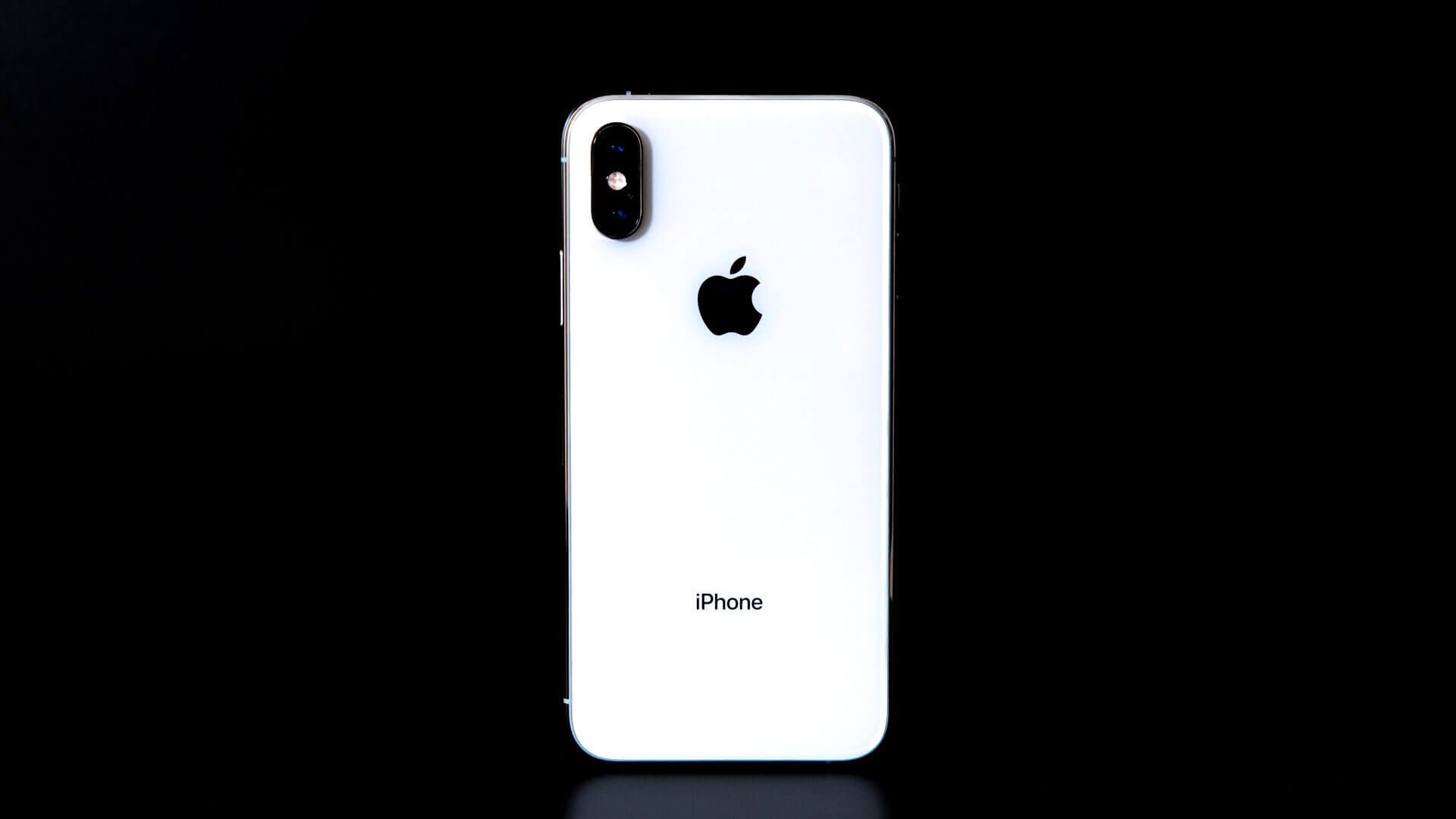 iPhone XS シルバー レビュー
