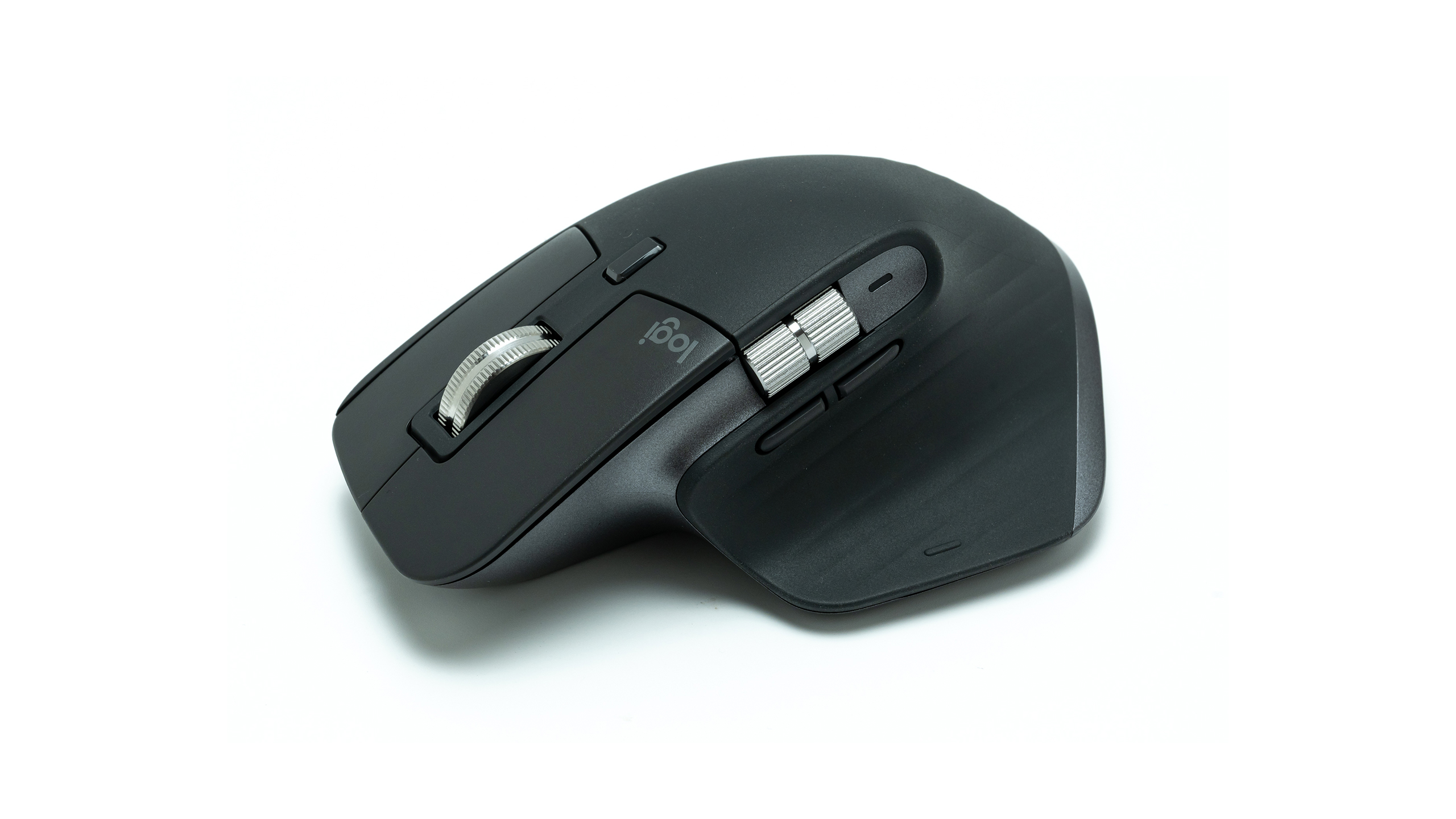 ロジクール「MX Master 3S」レビュー。待望の静音スイッチ搭載で最高に