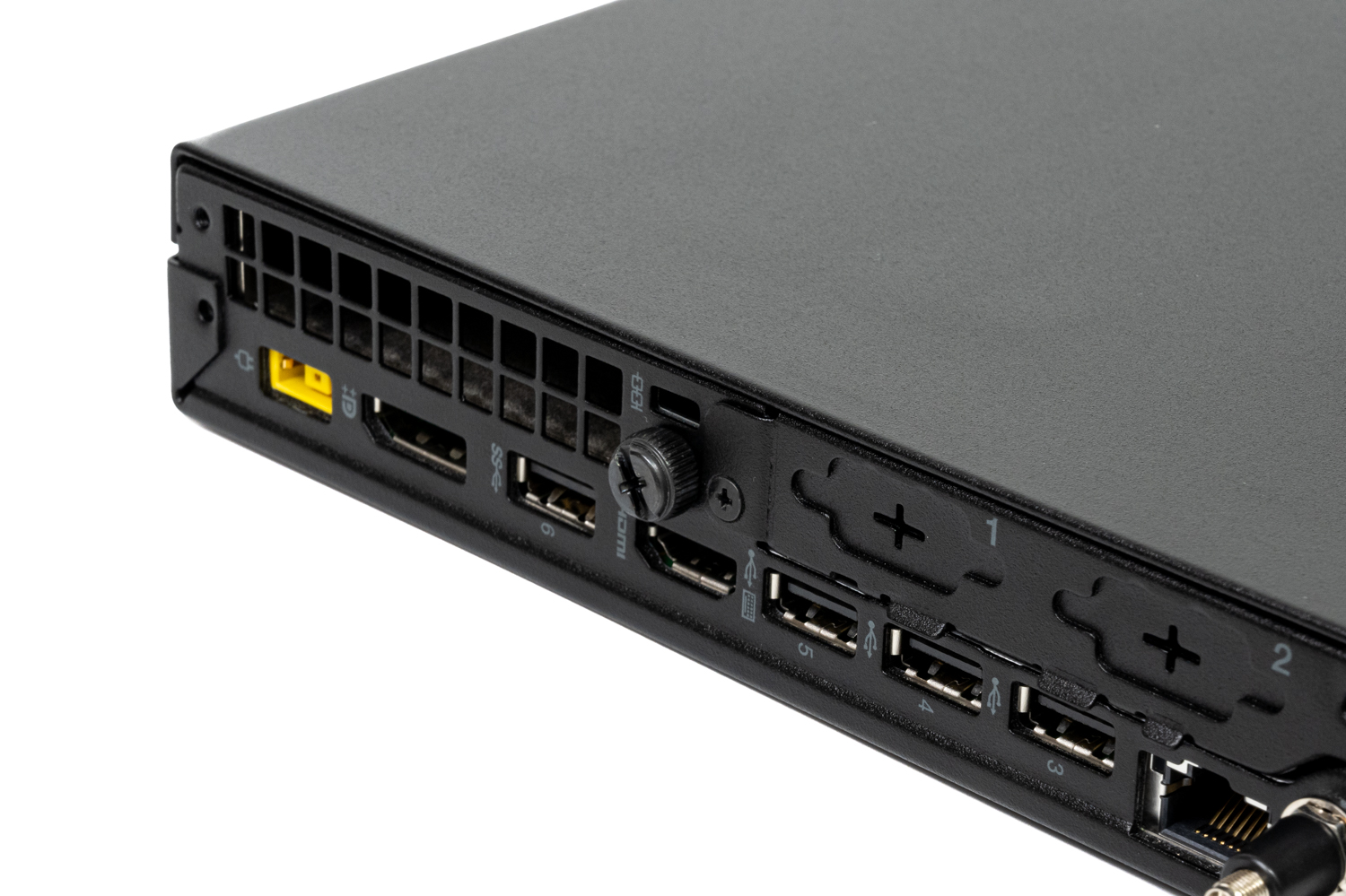 ThinkCentre M75q‐1 Tinyのメモリ・SSDを増設する手順 | でこにく