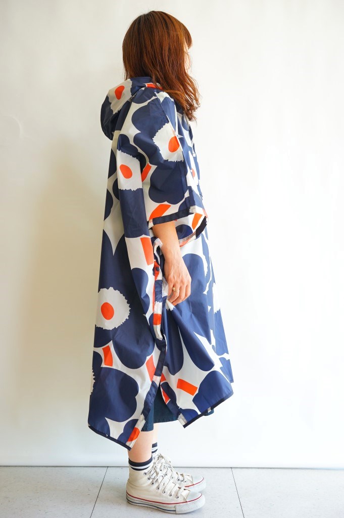 マリメッコ【marimekko】Pieni Unikko レインポンチョ（レディース