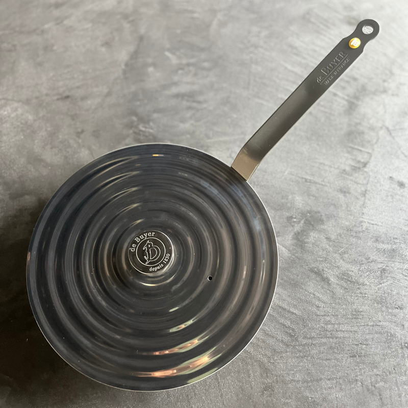 鉄フライパン ミネラルビー＆蓋セット – デバイヤー公式オンラインショップ