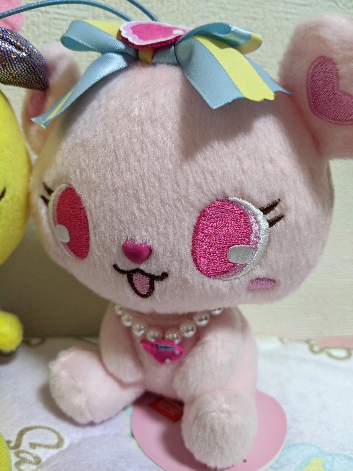 ジュエルペットのみんなでお座りしている「ジュエルペット みんなでお