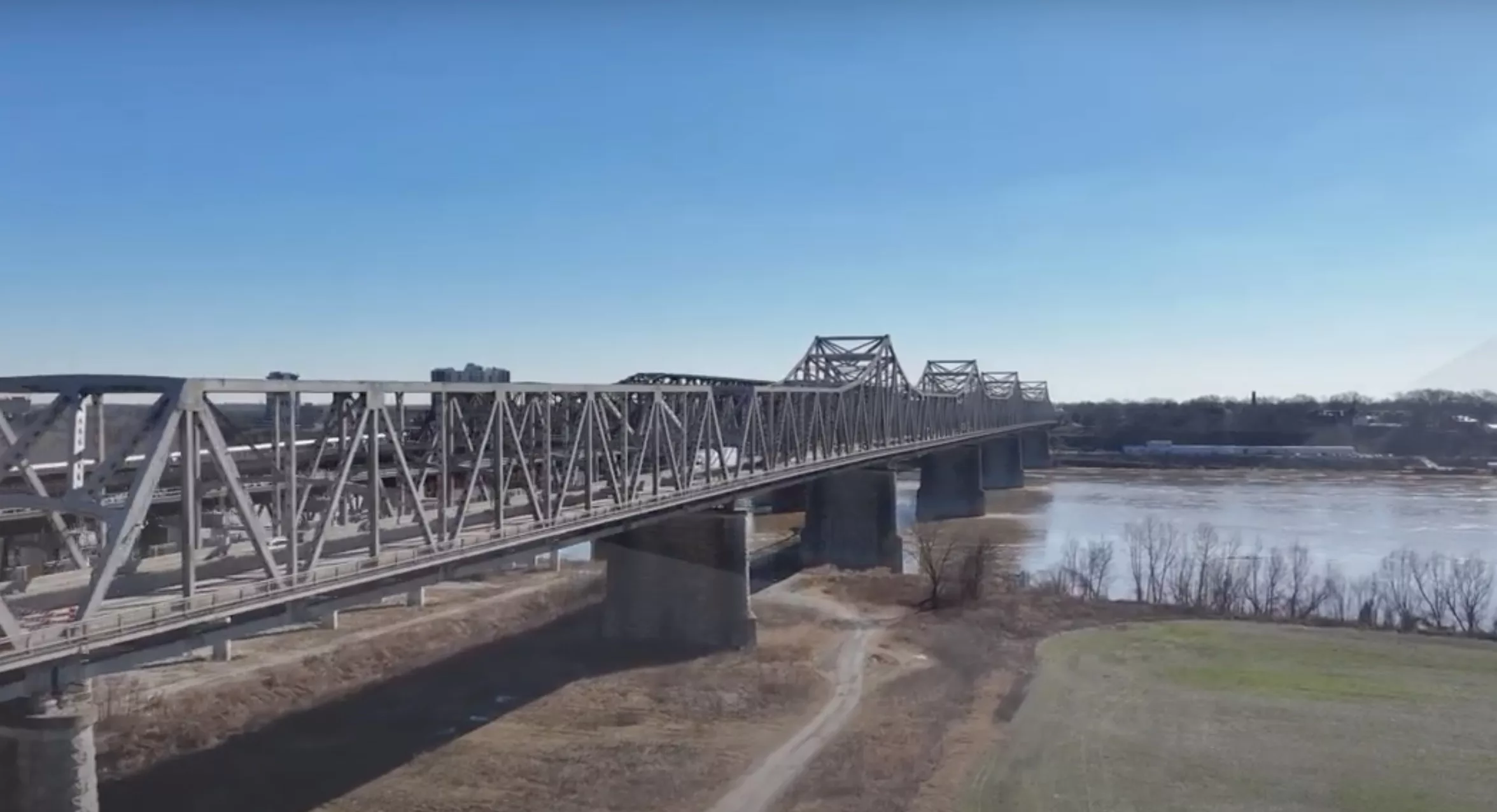 Weekend closure planned for I-55 bridge between Arkansas and