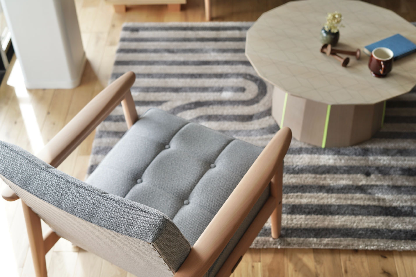 カリモク60 Kチェア 1シーター ミストグレー［W36260ZE］ - カリモク60