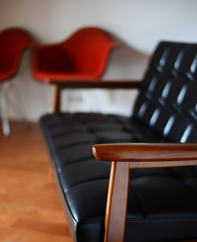 カリモク60 Kチェア 1シーター スタンダードブラック［W36140BW