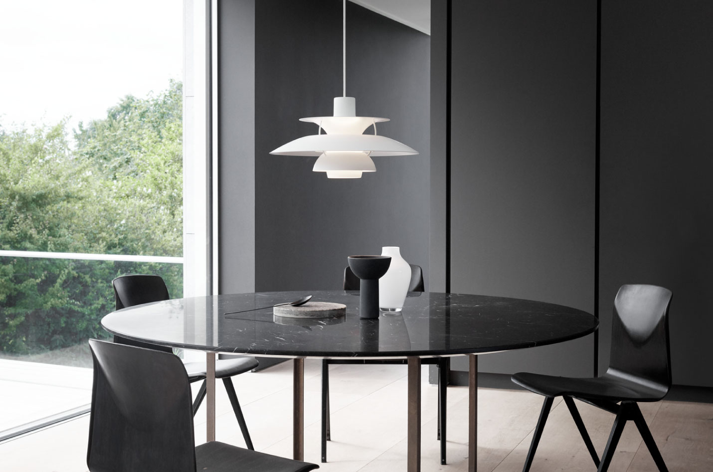 ルイスポールセン（Louis Poulsen）PH5／PH5ミニモノクロームシリーズ