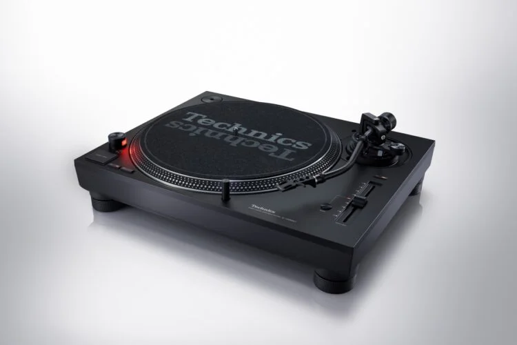 Technics ダイレクトドライブターンテーブルシステム SL-1200MK2（SL