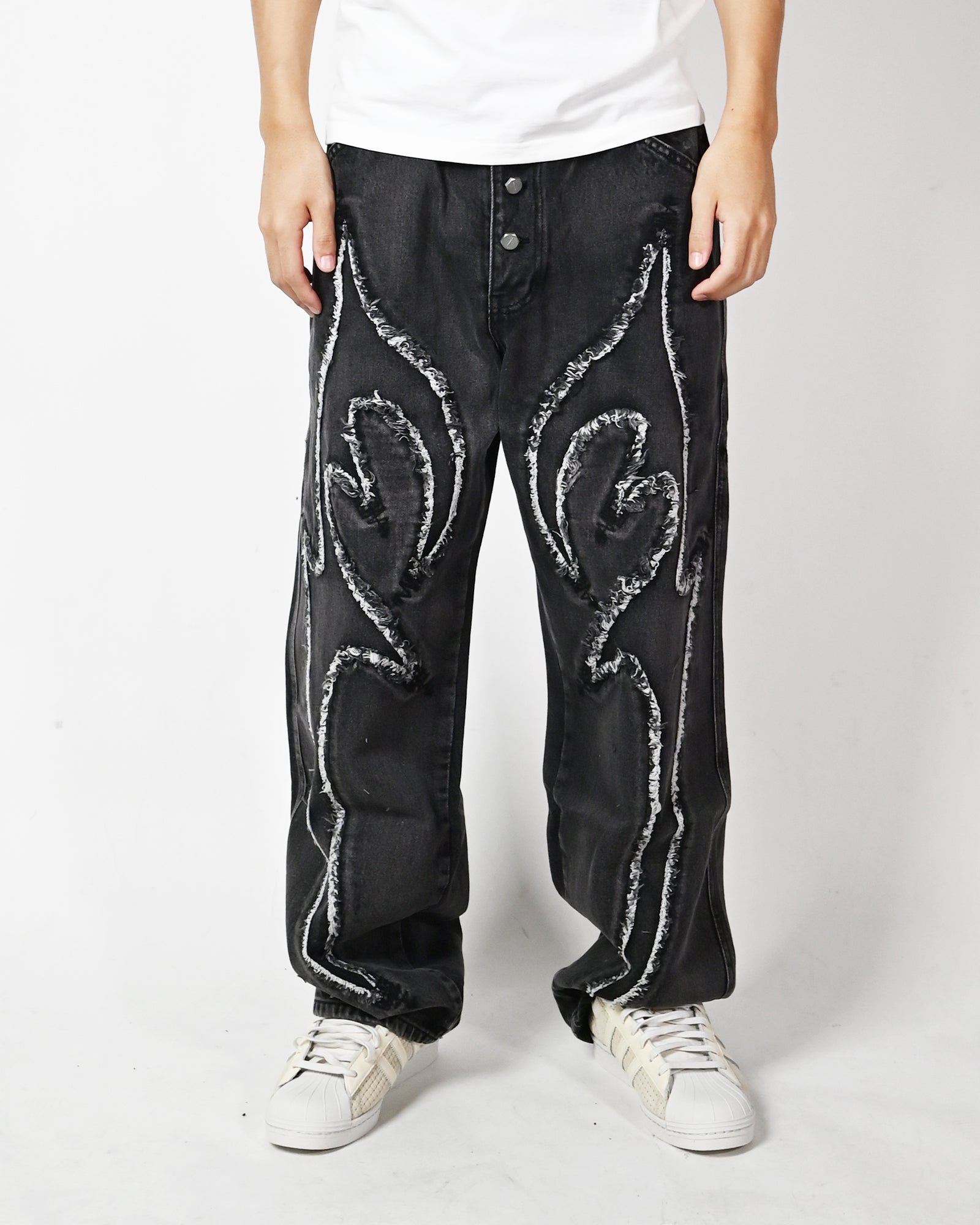 THUG CLUB(サグクラブ)「 TRIBAL DENIM PANTS / BLACK 」 | Detail