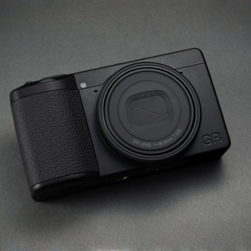 Lançamento Ricoh GR IV Monochrome - Detona Blog