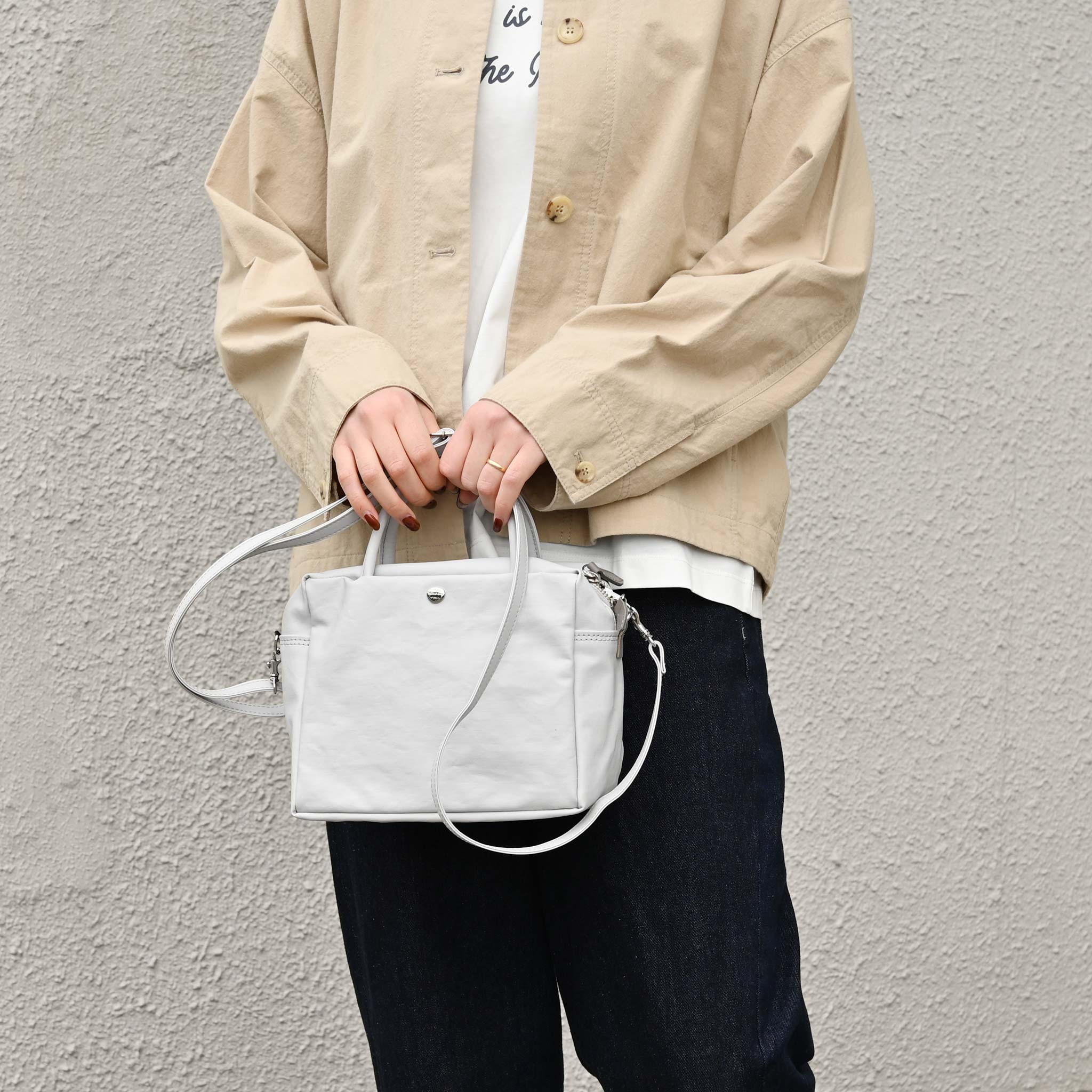 ライトポシェットバッグ M | deux C(ドゥ・セー)公式オンラインストア