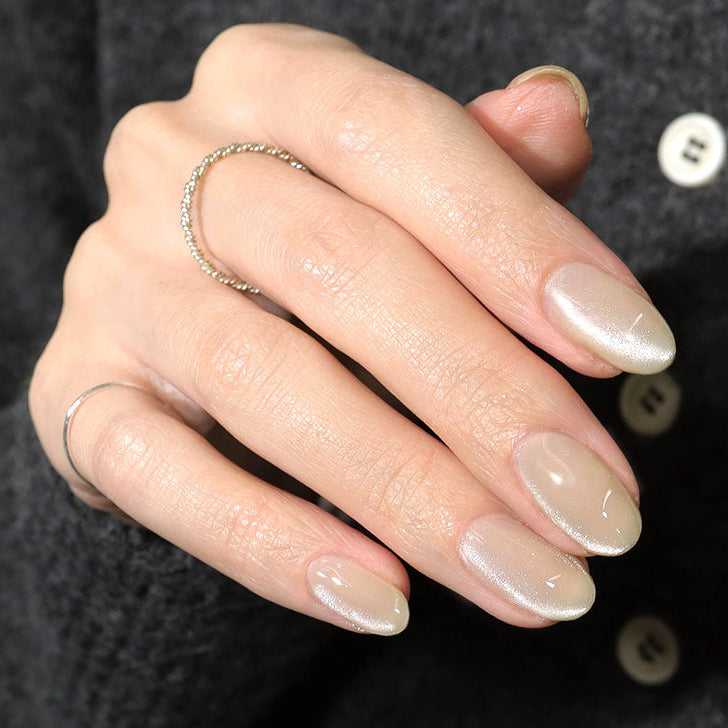 ジェルネイルカラー nudeshell +magnet - deumoon