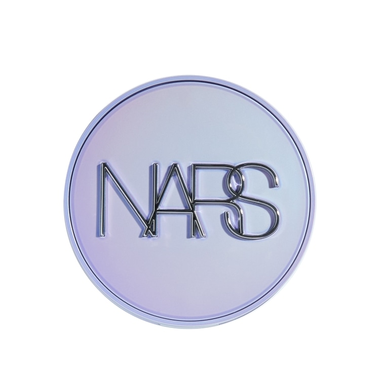 コズミック ライトリフレクティング セラムクッションファンデーション