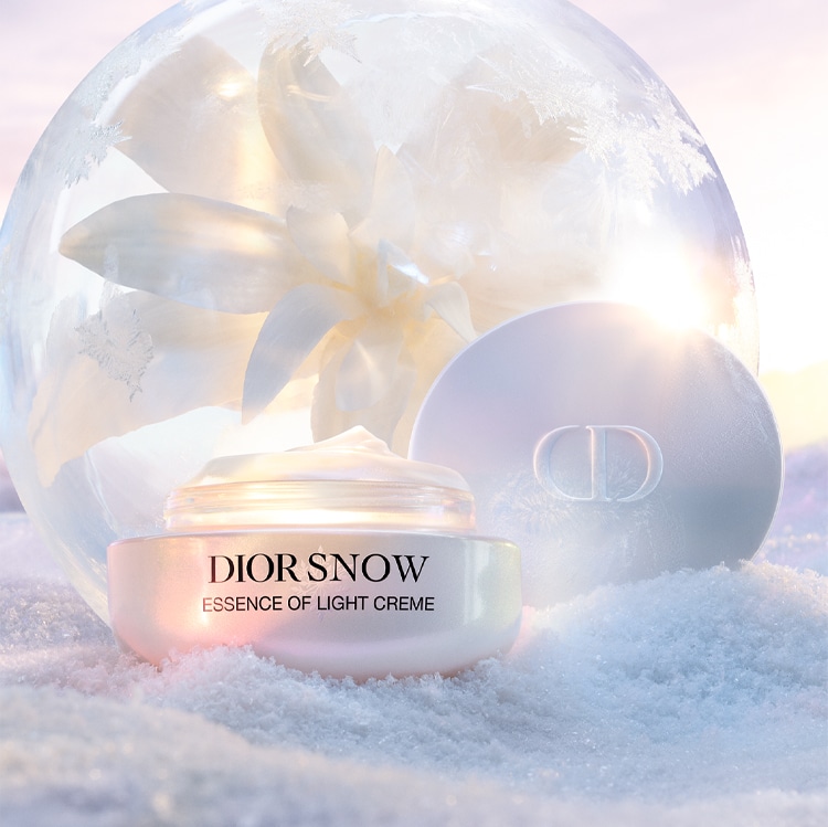 ディオール スノー エッセンス オブ ライト クリーム【医薬部外品