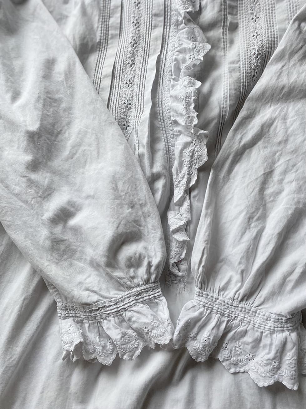 フランスアンティークナイトドレス