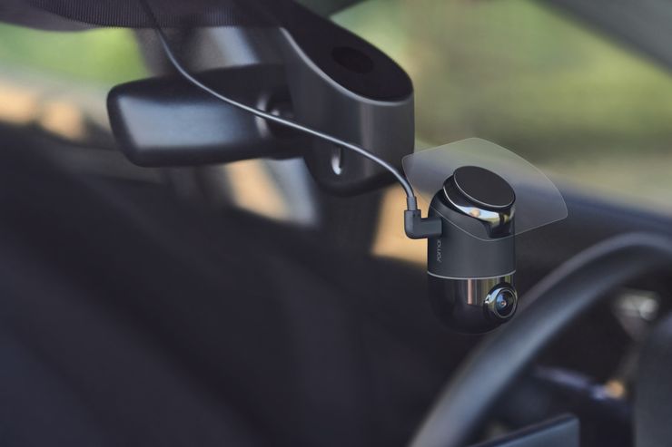 旅行や車中泊にもおすすめの高性能ドライブレコーダー「70mai Dash Cam