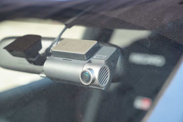 4K高画質ドライブレコーダー「Dash Cam 4K A810」の取り付け方法は