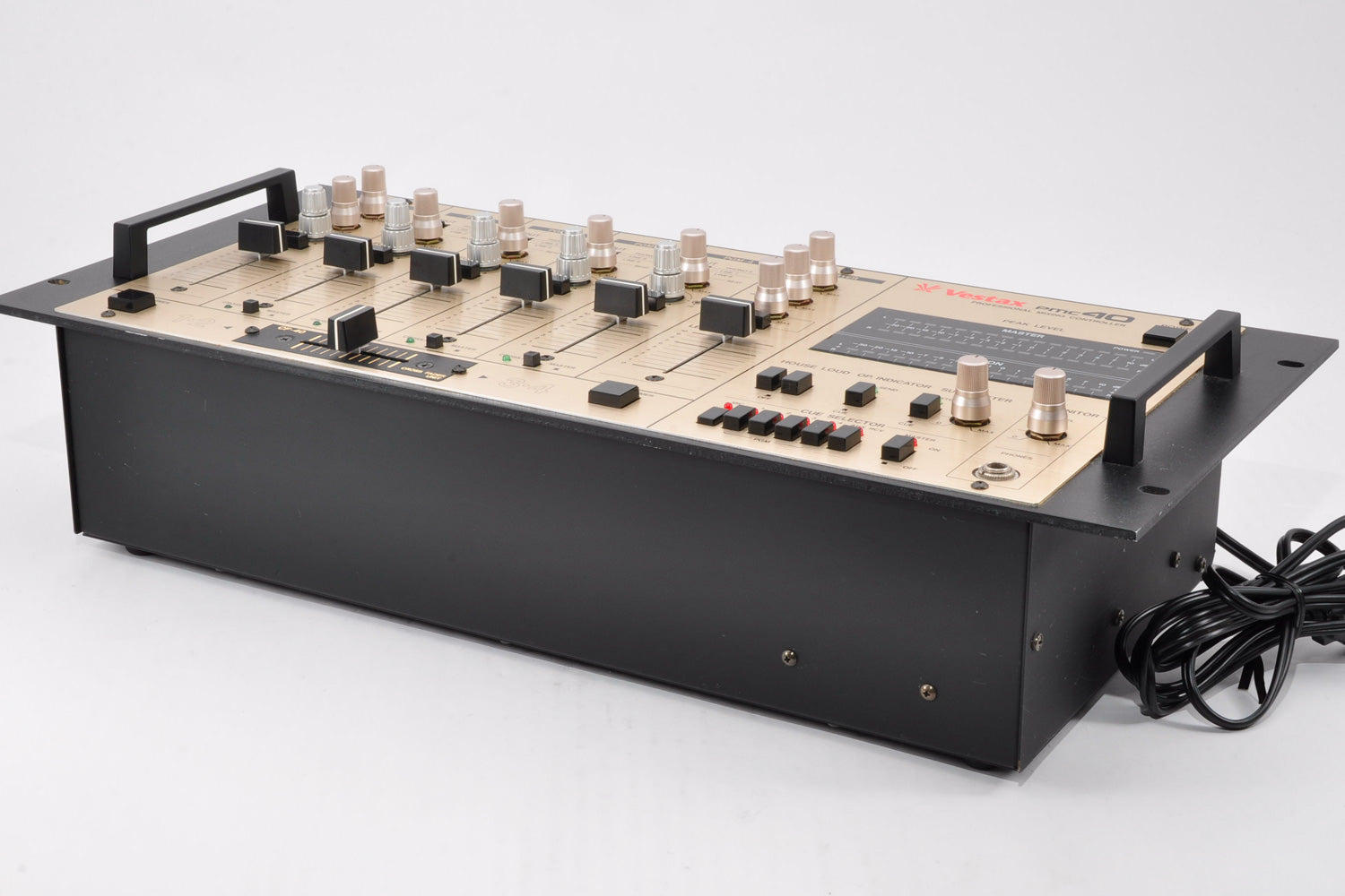 img011_605ce10a-7451-4cd0-b5e1