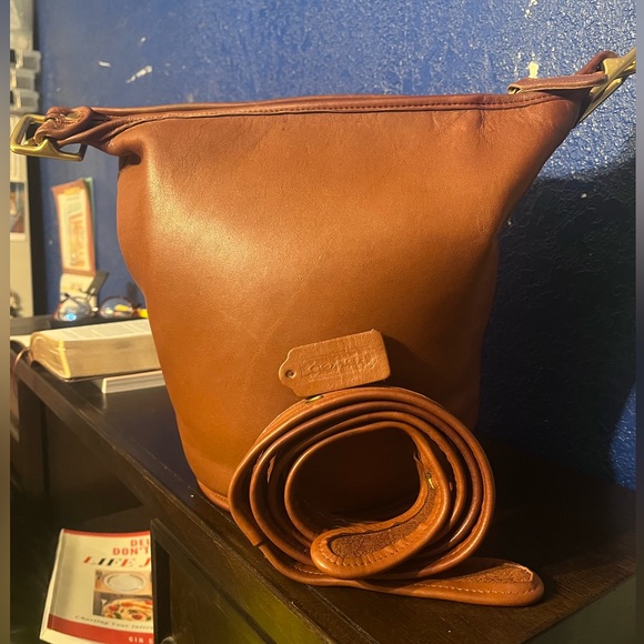 Coach | Bags | Coach Vintage 9953 Helen Legacy Leather Bucket