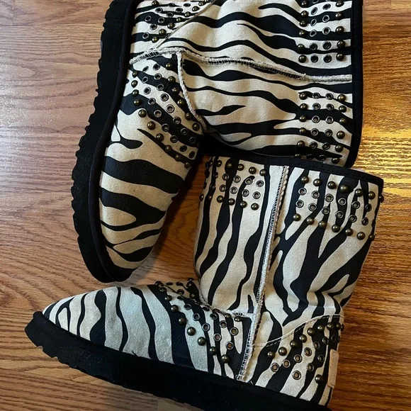 UGG | Shoes | Jimmy Choo Ugg Boots Size 7 Zebra Print Worn Twice