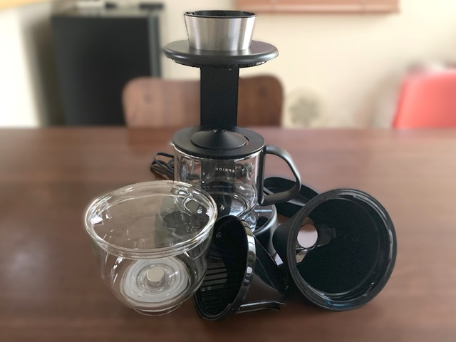 ハンドドリップを超えた!? スタイリッシュなスマートコーヒーメーカー